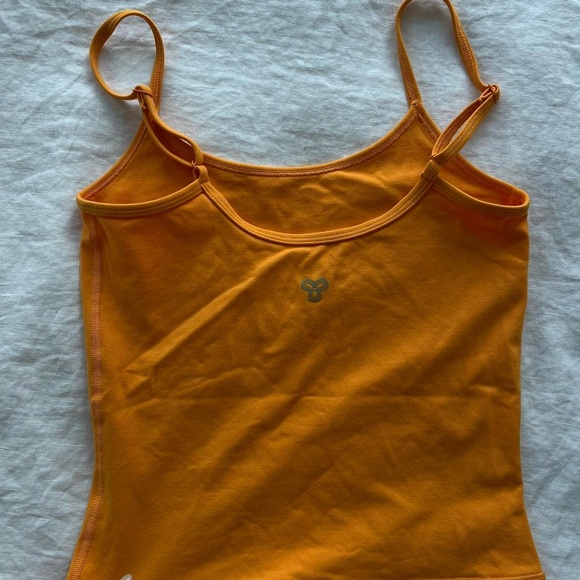 TNA LIFE ESSENTIAL TANK - Picture 2 of 4